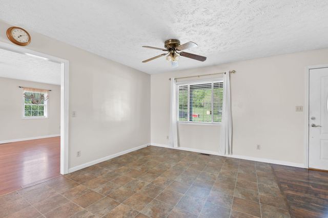 1065 Copper Creek Road, Berea, KY 40403