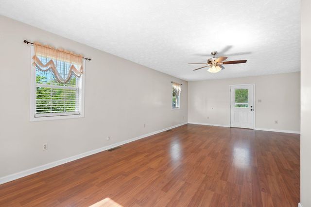 1065 Copper Creek Road, Berea, KY 40403