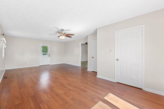 1065 Copper Creek Road, Berea, KY 40403