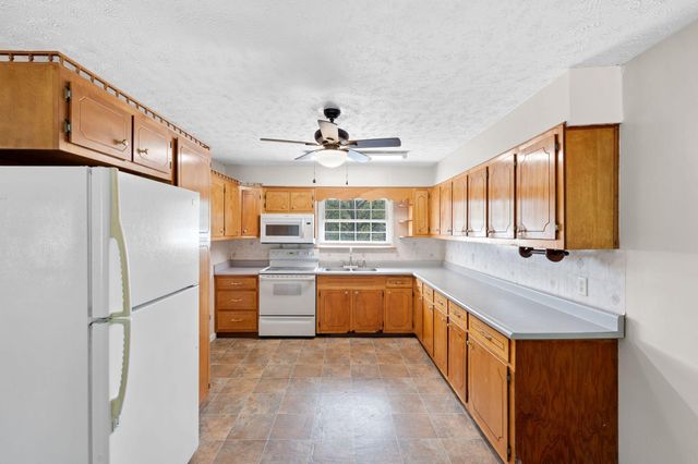 1065 Copper Creek Road, Berea, KY 40403