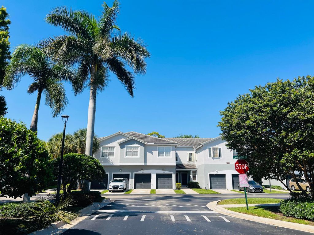 3025 Grandiflora Drive, Greenacres, FL 33467