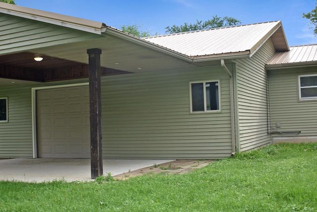 5306 S madison Street, Afton, WI 53501