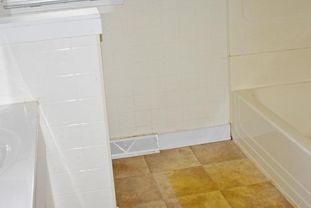 5306 S madison Street, Afton, WI 53501