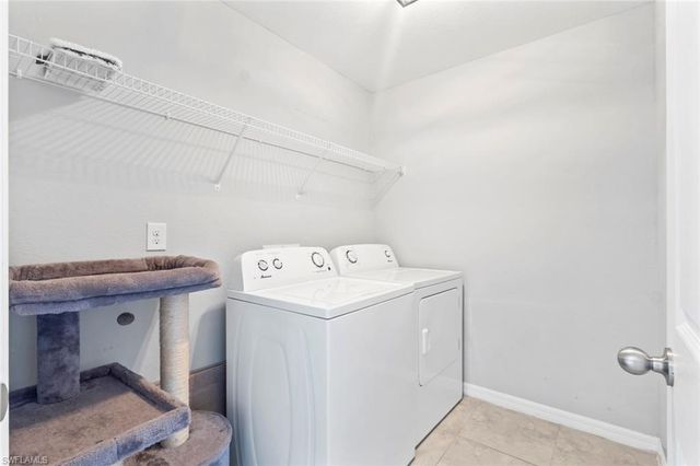 1319 NW 14th PL, Cape Coral, FL 33993