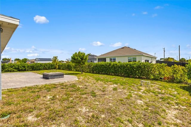 1319 NW 14th PL, Cape Coral, FL 33993