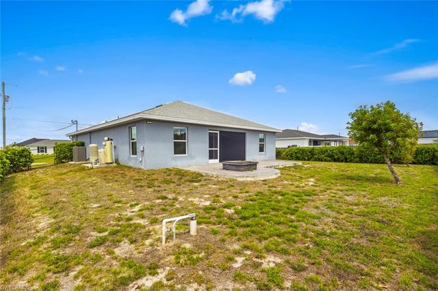 1319 NW 14th PL, Cape Coral, FL 33993
