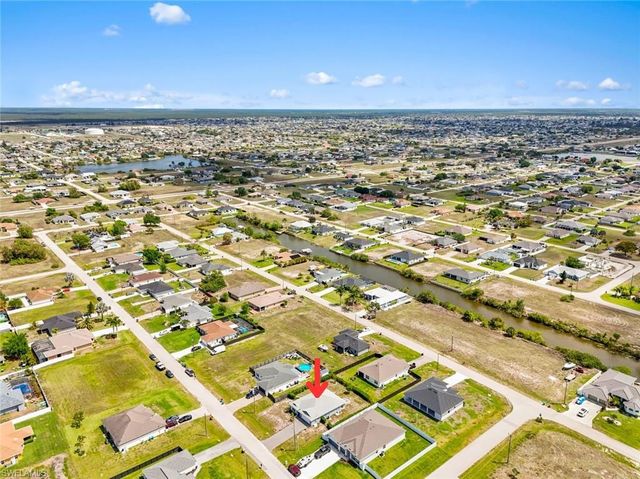 1319 NW 14th PL, Cape Coral, FL 33993