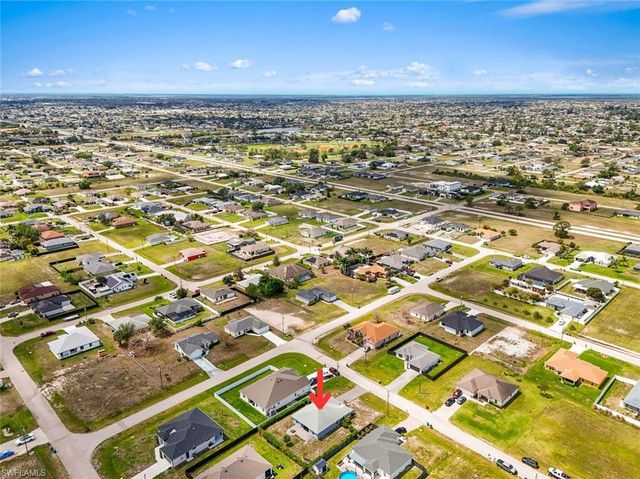 1319 NW 14th PL, Cape Coral, FL 33993