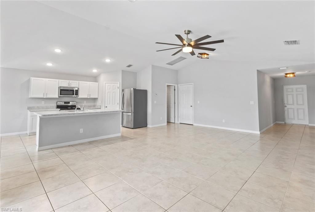 Image 7 of property listing at 1319 NW 14th PL, Cape Coral, FL 33993