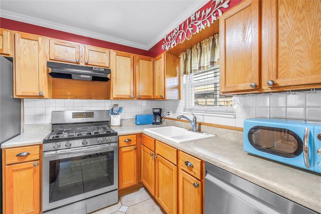 5287 81ST STREET N 5, St Petersburg, FL 33709