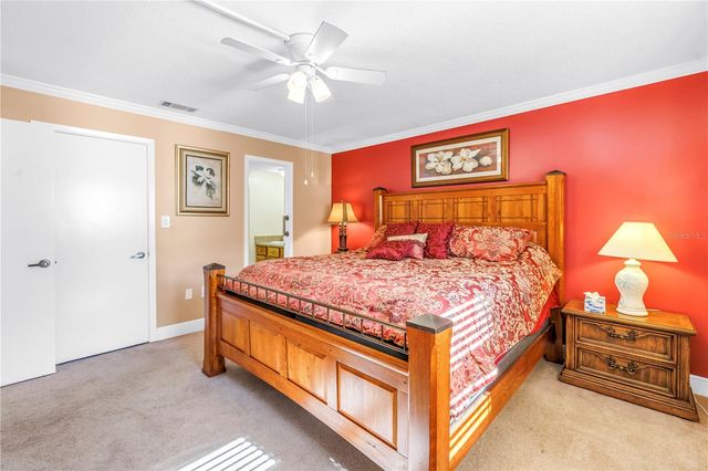 5287 81ST STREET N 5, St Petersburg, FL 33709