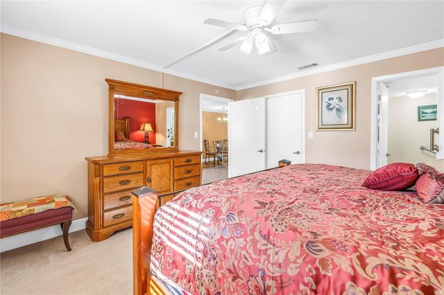 5287 81ST STREET N 5, St Petersburg, FL 33709