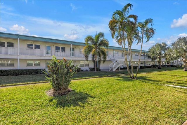 5287 81ST STREET N 5, St Petersburg, FL 33709