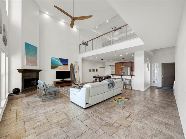 13945 Dasmarinas Dr, Corpus Christi, TX 78418