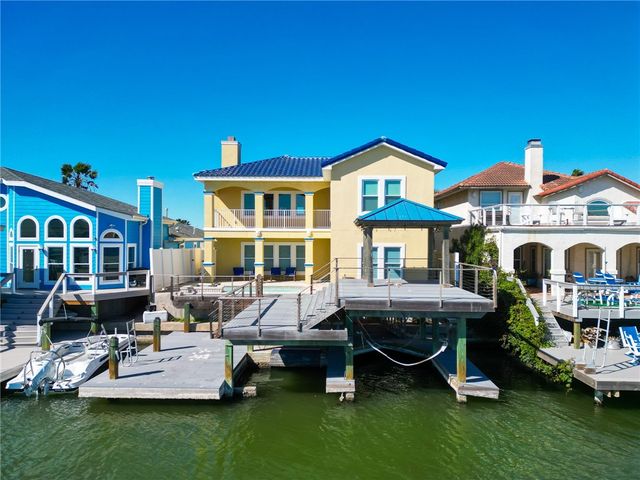 13945 Dasmarinas Dr, Corpus Christi, TX 78418