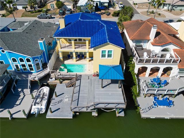 13945 Dasmarinas Dr, Corpus Christi, TX 78418