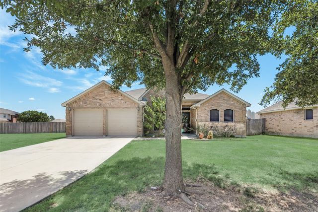 621 Tumbleweed Drive, Forney, TX 75126