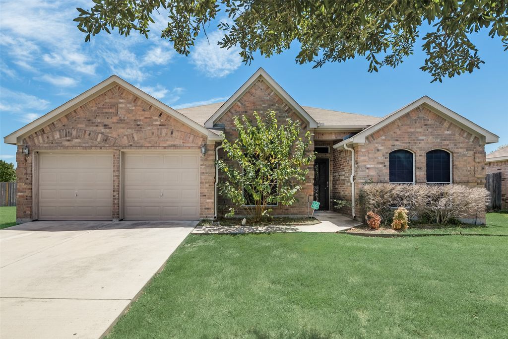 621 Tumbleweed Drive, Forney, TX 75126