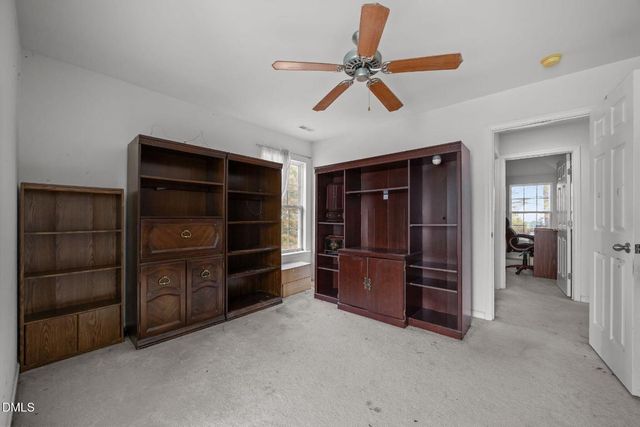 524 Texanna Way, Holly Springs, NC 27540