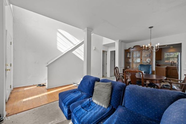 524 Texanna Way, Holly Springs, NC 27540