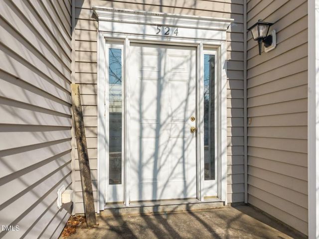 524 Texanna Way, Holly Springs, NC 27540