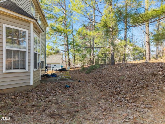 524 Texanna Way, Holly Springs, NC 27540