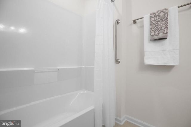 6708 BIG LAUREL LN, Fredericksburg, VA 22407