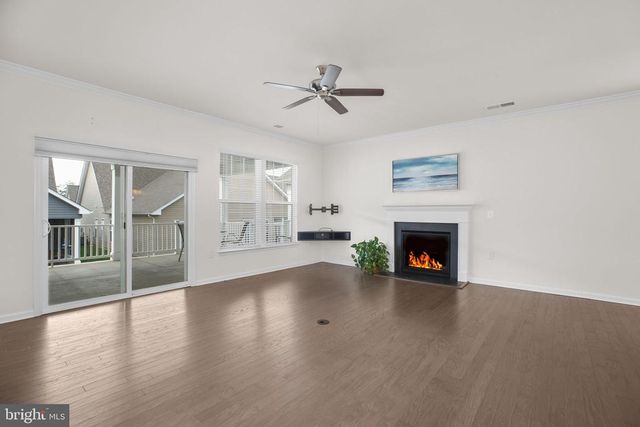 6708 BIG LAUREL LN, Fredericksburg, VA 22407