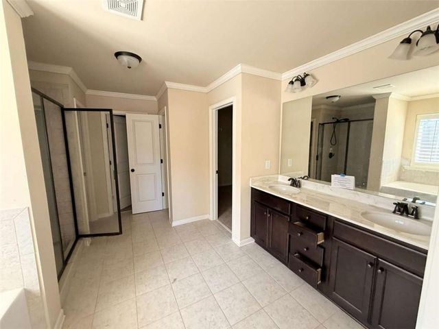 1197 Creek Crossing Drive, Mcdonough, GA 30252