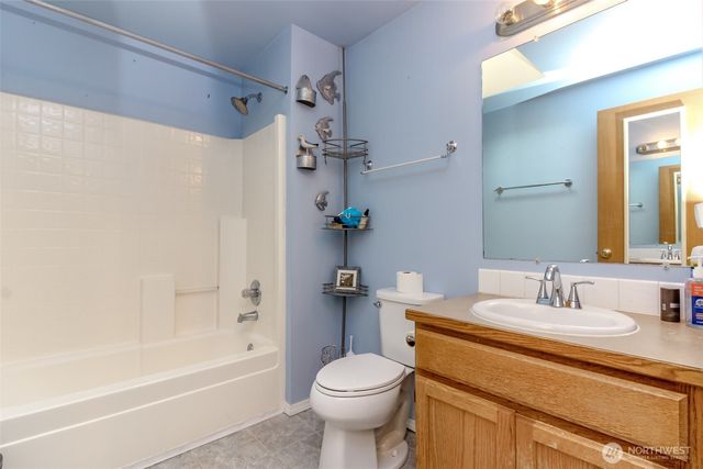 1609 200th Street Ct E, Spanaway, WA 98387