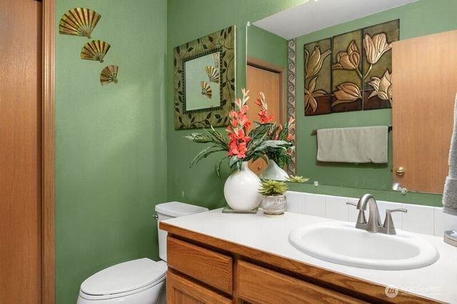 1609 200th Street Ct E, Spanaway, WA 98387