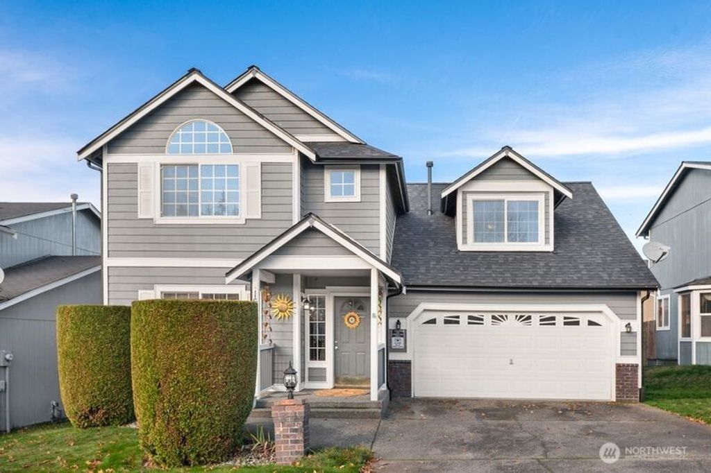 1609 200th Street Ct E, Spanaway, WA 98387