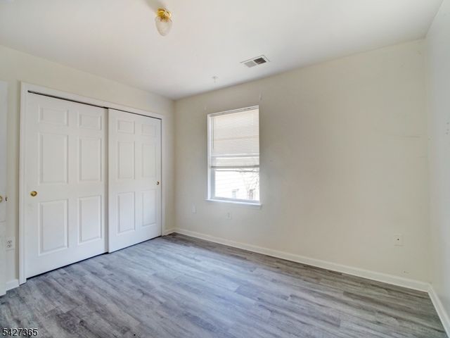 56 Kent St, Newark City, NJ 07108