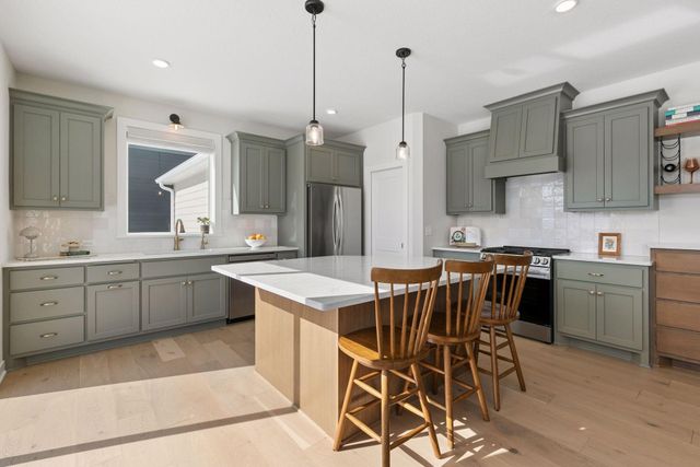 10755 40th Street N, Lake Elmo, MN 55042