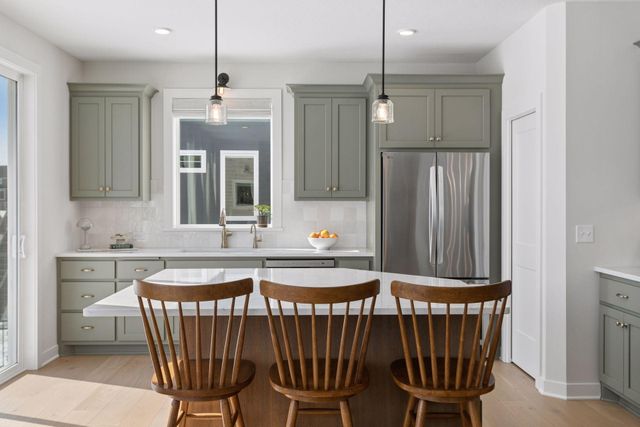 10755 40th Street N, Lake Elmo, MN 55042