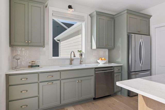 10755 40th Street N, Lake Elmo, MN 55042