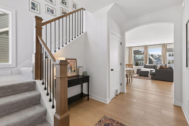 10755 40th Street N, Lake Elmo, MN 55042