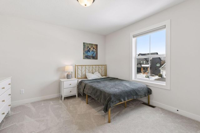 10755 40th Street N, Lake Elmo, MN 55042