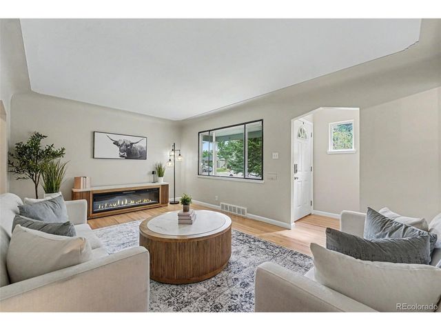 2063 Ingalls St, Edgewater, CO 80214