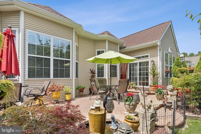 4 RUNNING BROOK TER, Barnegat, NJ 08005