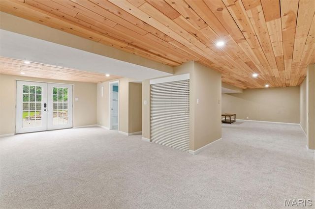 32 W Meadow Lane, Ellisville, MO 63021