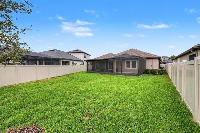 10460 GABLE DIG LOOP, San Antonio, FL 33576