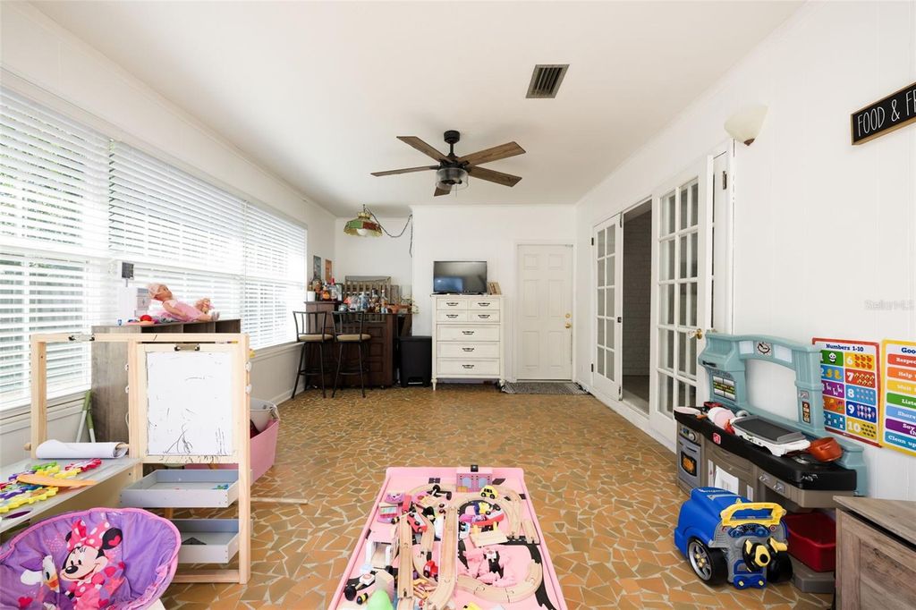 Image 15 of property listing at 76 S CAPRI DRIVE, Ormond Beach, FL 32174