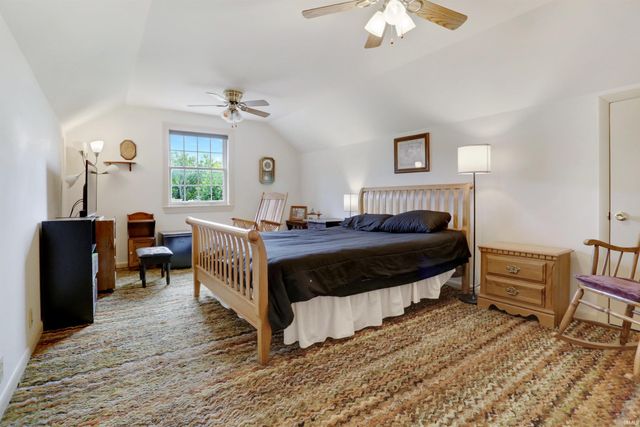 6977 Boyer Road, Newburgh, IN 47630