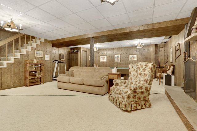 6977 Boyer Road, Newburgh, IN 47630