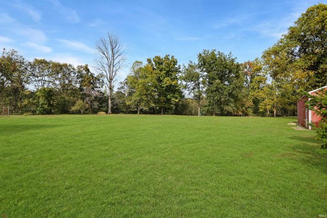 6977 Boyer Road, Newburgh, IN 47630