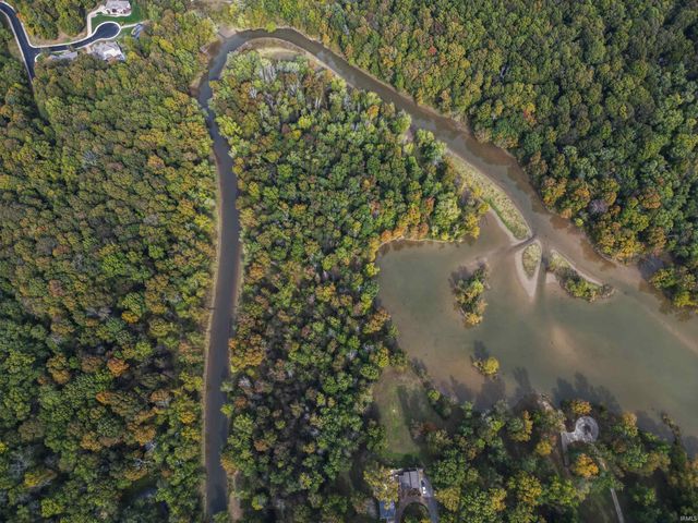 6977 Boyer Road, Newburgh, IN 47630