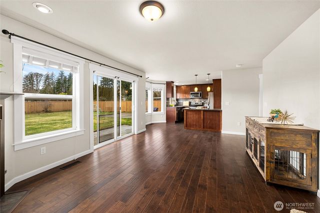 16526 10th Avenue Ct E, Spanaway, WA 98387