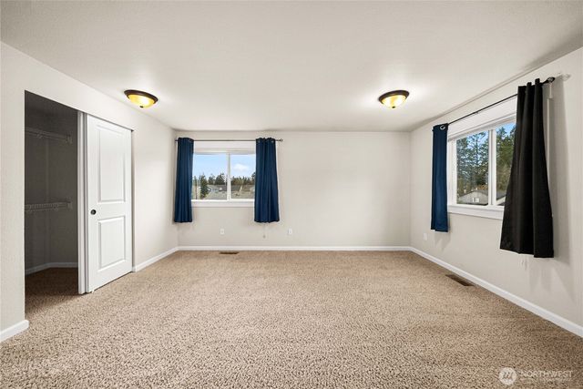 16526 10th Avenue Ct E, Spanaway, WA 98387