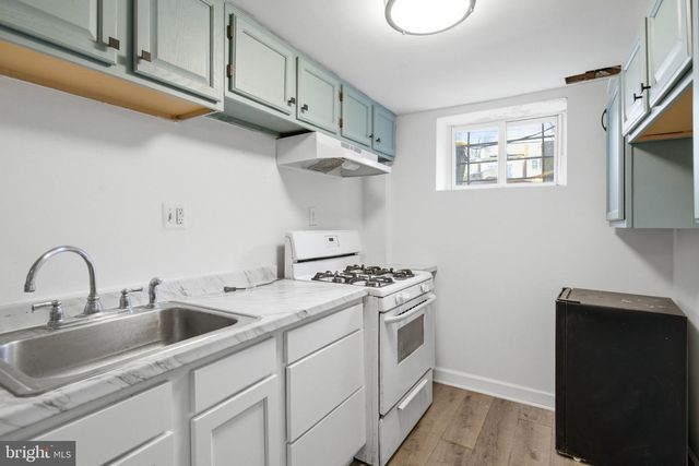 633 IRVING ST NW, Washington, DC 20010